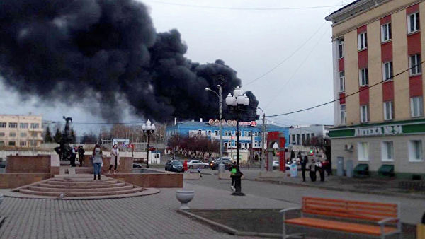 Шокиращи кадри от огромния пожар в завода за ракетите "Сармат" и "Синева" в Русия (СНИМКИ/ВИДЕО)