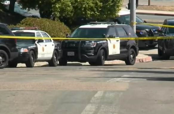 Нападател разстреля вярващи в синагога в Калифорния (СНИМКИ)