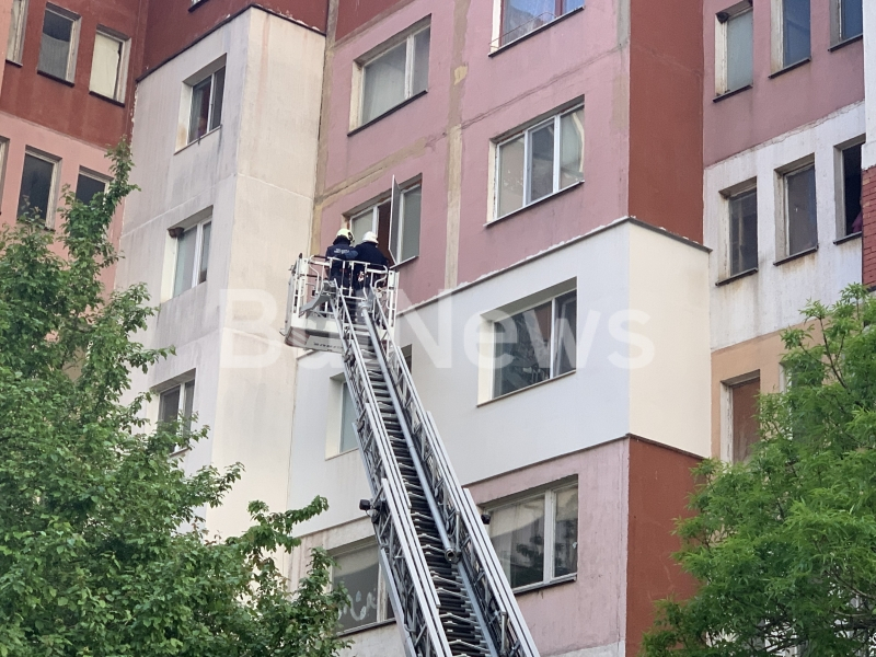 Инфарктна ситуация във Враца! Хвърчат пожарни и патрулки (СНИМКИ)