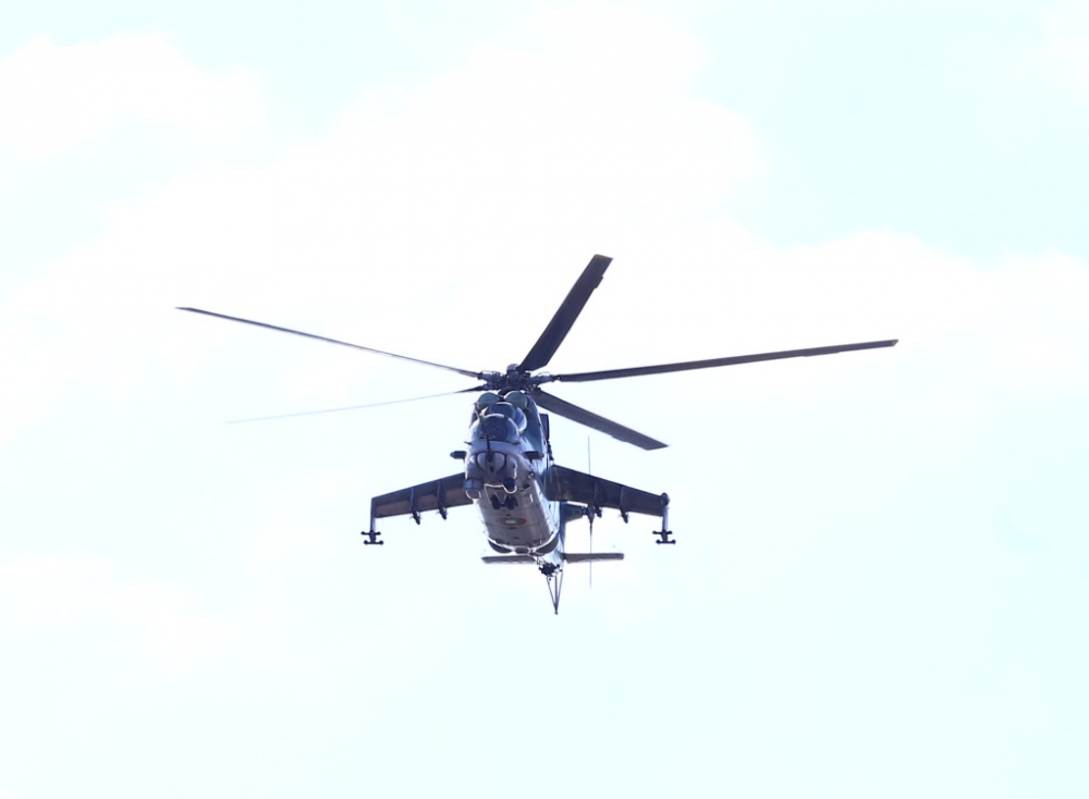 Поредна въздушна драма: Хеликоптер със 7 души на борда изчезна