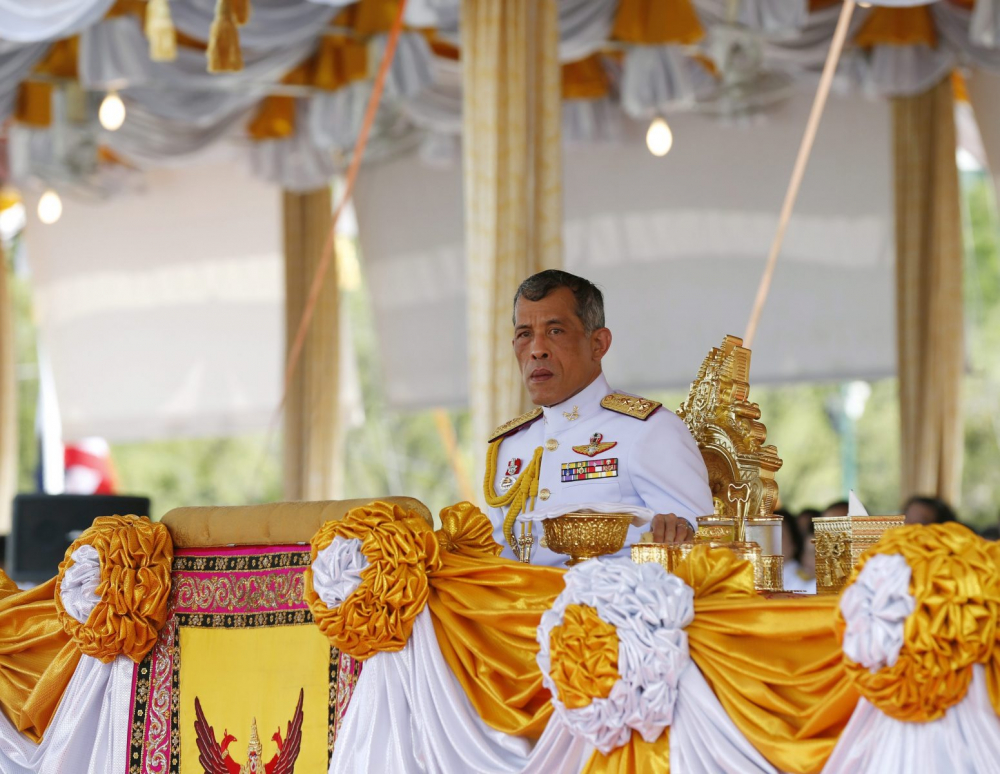 Готвят невиждана досега коронация в Тайланд, владетелят ще... (СНИМКИ)