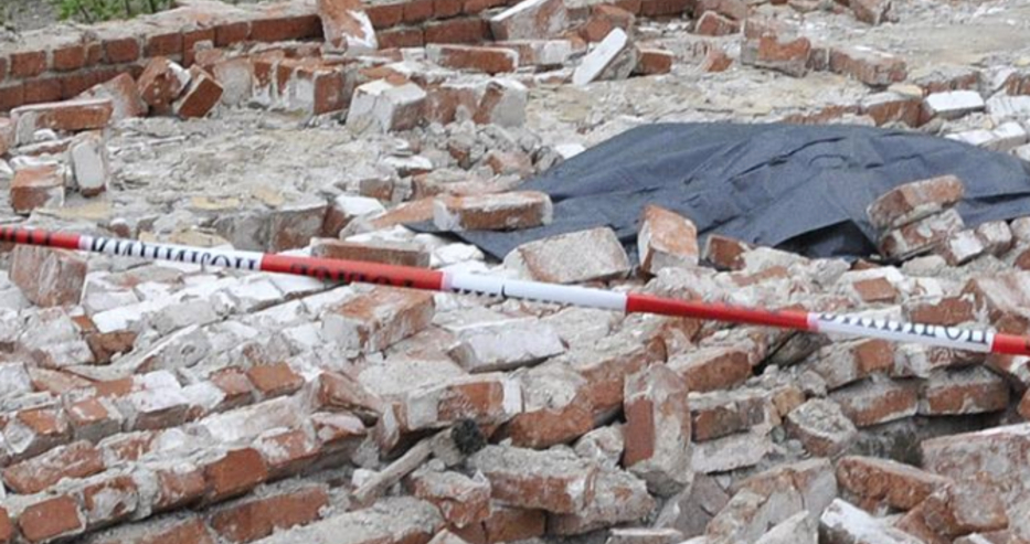 Пак падна стена от бившето военно поделение в Кюстендил 