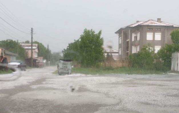 Невиждана стихия удари пловдивски села (ВИДЕО)