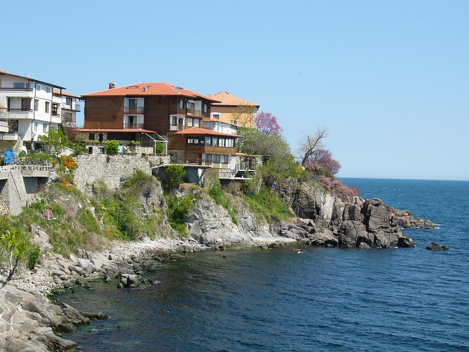 Тежък летен сезон: Много хотели по морето няма да отворят през лятото заради... 