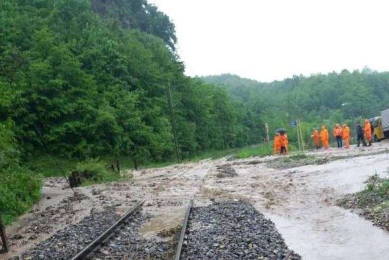 Халата, която помита Балканите, вече е над България! (СНИМКИ)