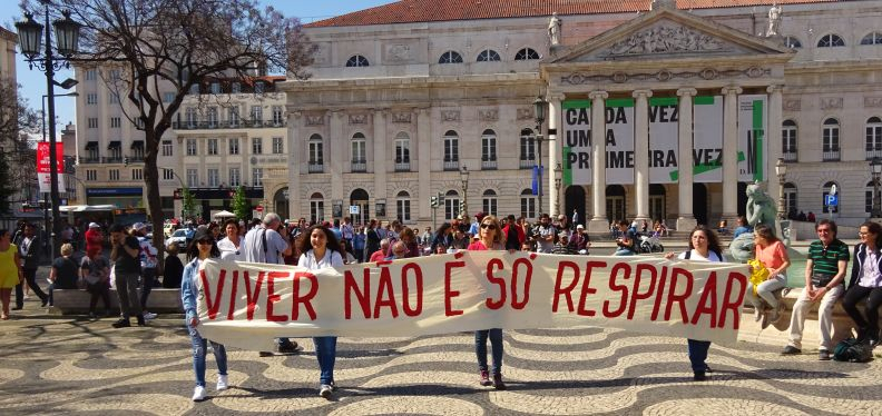 Португалецът може да се лиши от всичко, но не и от обедната си почивка