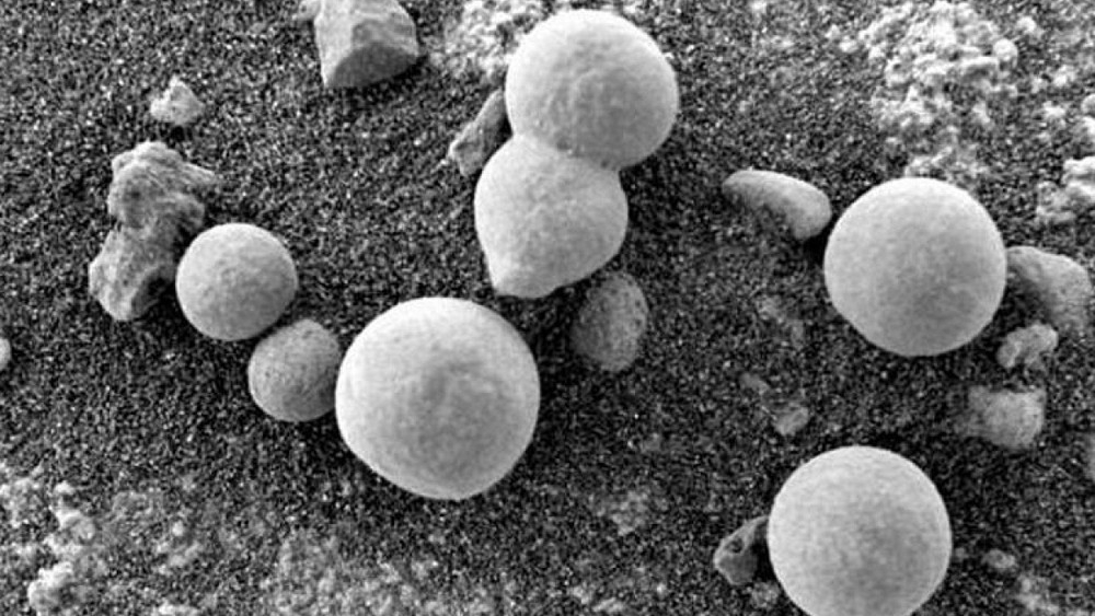 Микробиолози със сензационно откритие! Има ли живот на Марс? (СНИМКИ)