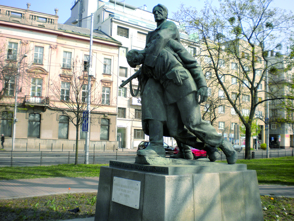 В Братислава тачат Паметника на  българските партизани 