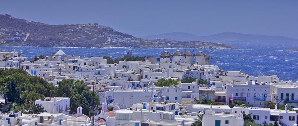 Гърция взе важно решение за заразените с COVID-19 туристи