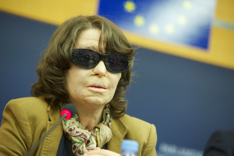 Вулгарно изказване за бивша БГ евродепутатка запали страшен скандал в Гърция