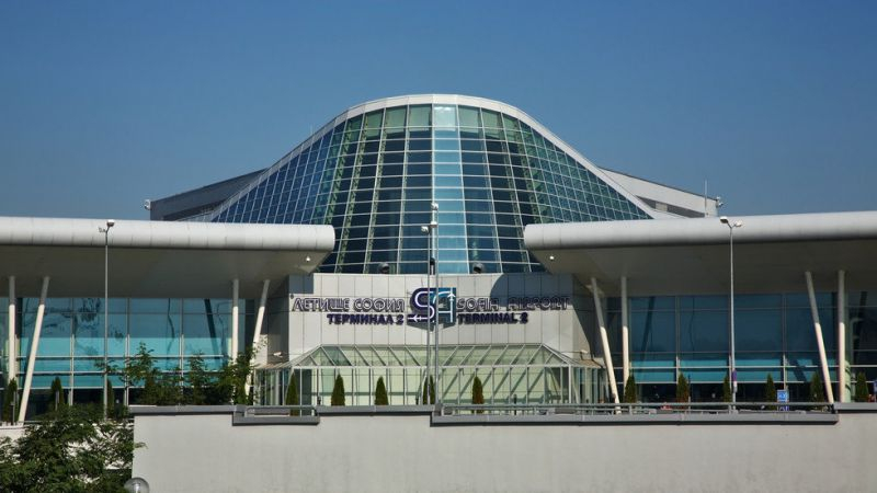 Българка преживя голяма изненада в живота на летище "София"