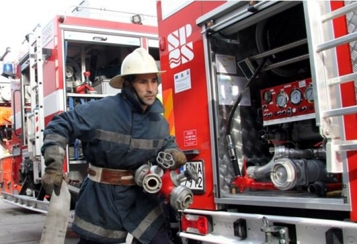 Първо в БЛИЦ! Огнен ад до Околовръстното в София, пожарни летят към мястото  