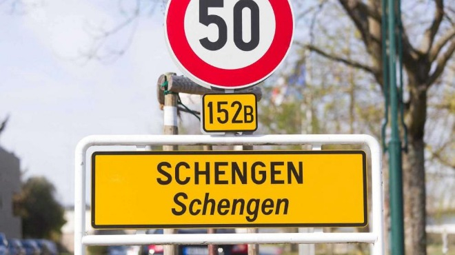 Пак гледаме "Шенген" през крив макарон заради Холандия