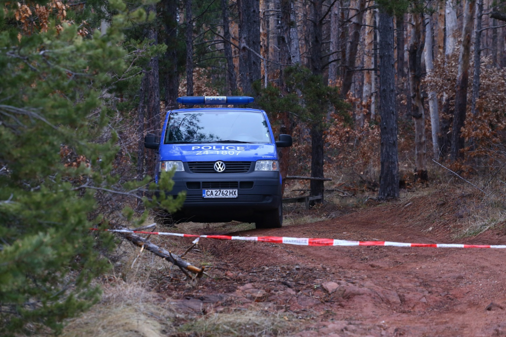 Извънредни новини за намереното мъртво 15 г. момиче в Търново, до тялото е открит...