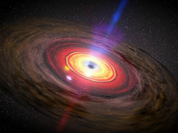 Изследване показа, че Стивън Хокинг е бил прав за черните дупки