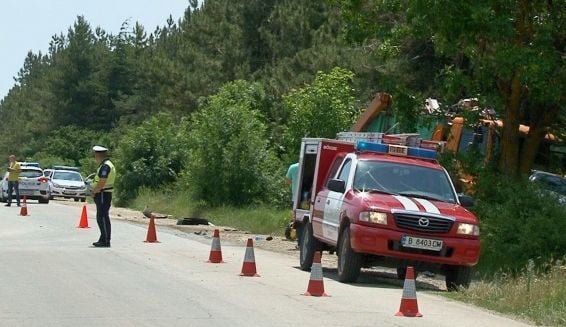 Първи СНИМКИ от касапницата с 2 трупа край Варна