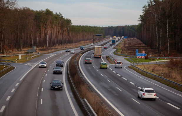 Европейски съд: Тол таксите за немските магистрали са незаконни!