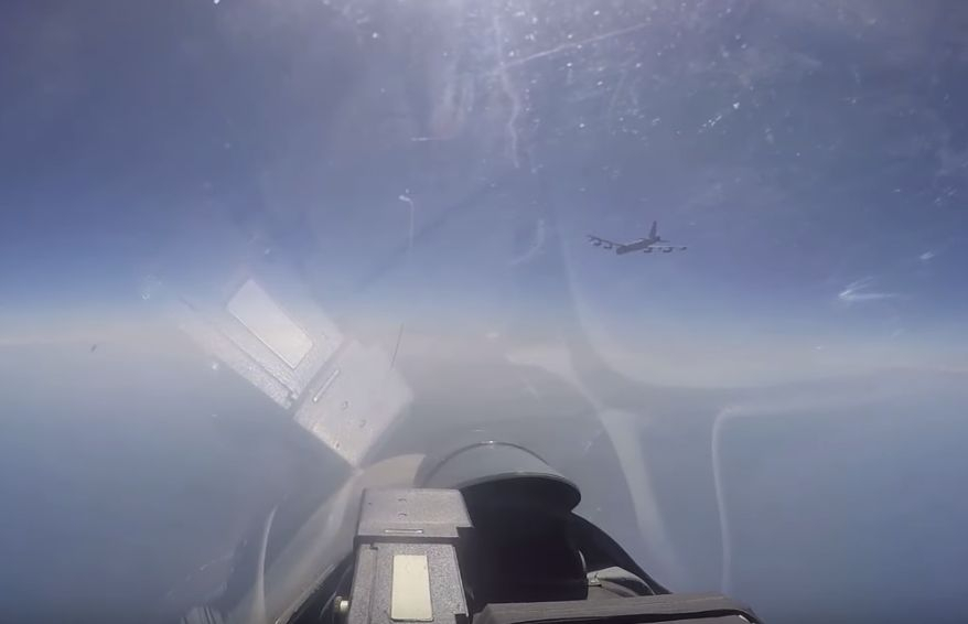 Появи се ВИДЕО от екшъна със Су-27 над Балтийско море  