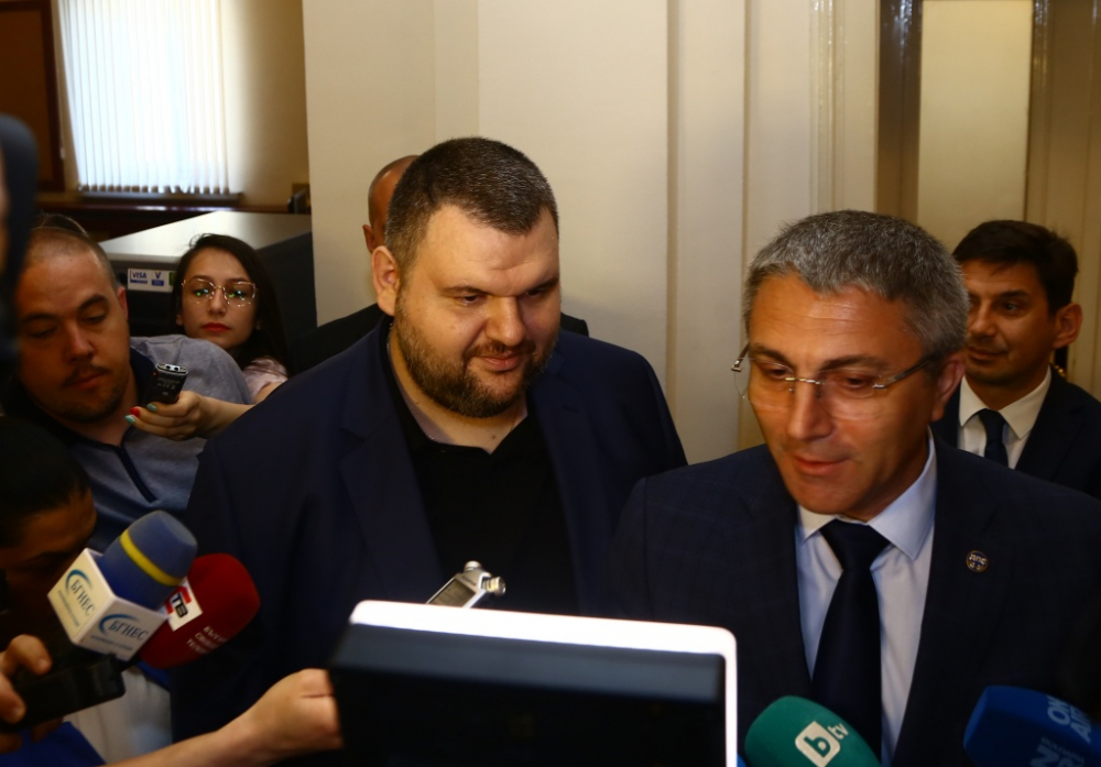 Делян Пеевски е водач на листата на ДПС във Велико Търново