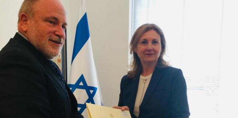 Бъчварова вече е официално посланик на България в Израел