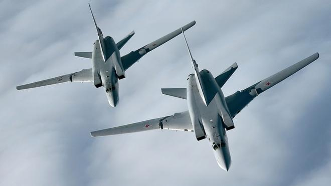 Японски изтребители вдигнати по тревога заради руски бомбардировачи в небето