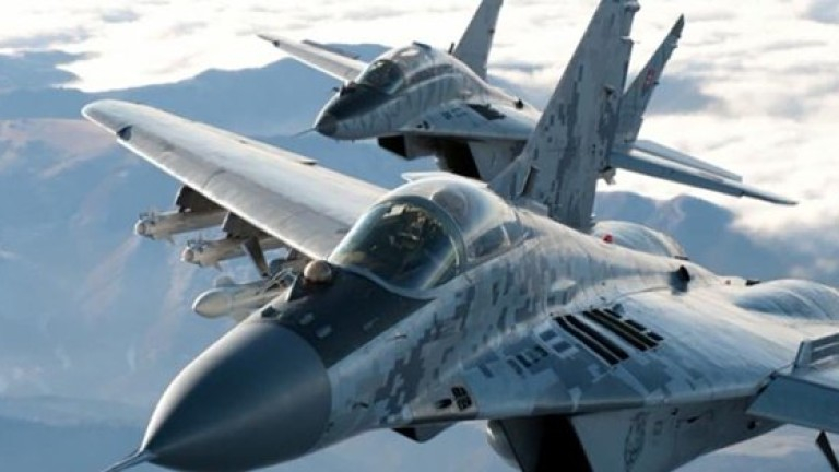 Паника в небето! Словакия вдигна във въздуха два МиГ-29