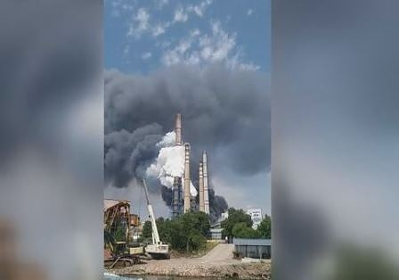 Огромен пожар бушува в ТЕЦ „Марица Изток 2” (СНИМКИ)
