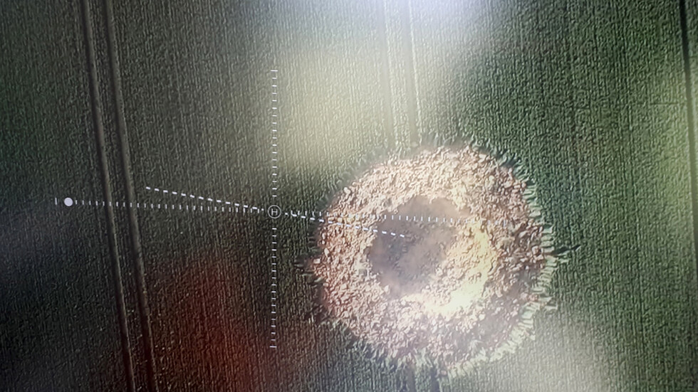 Бомба от Втората световна война избухна в Германия, остави 10-метров кратер (СНИМКИ)