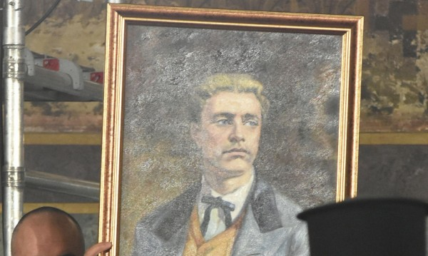 Жена открадна портрет на Левски от заведение