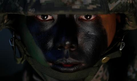 Шок! Армията на Южна Корея се уплаши от...