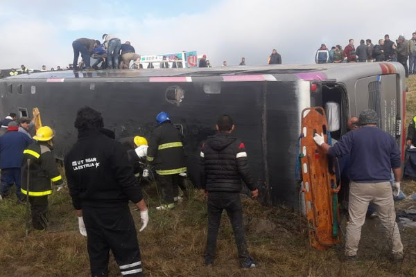 Много загинали и ранени след тежка катастрофа с автобус в Аржентина (СНИМКИ/ВИДЕО)