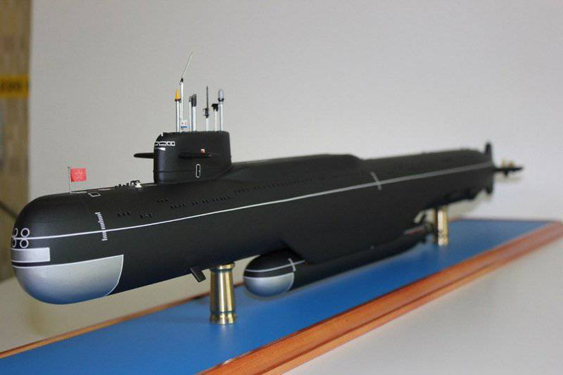 Руската подводница с 14 изгорели моряци е от свръхсекретния проект "Лошарик" (СНИМКИ)