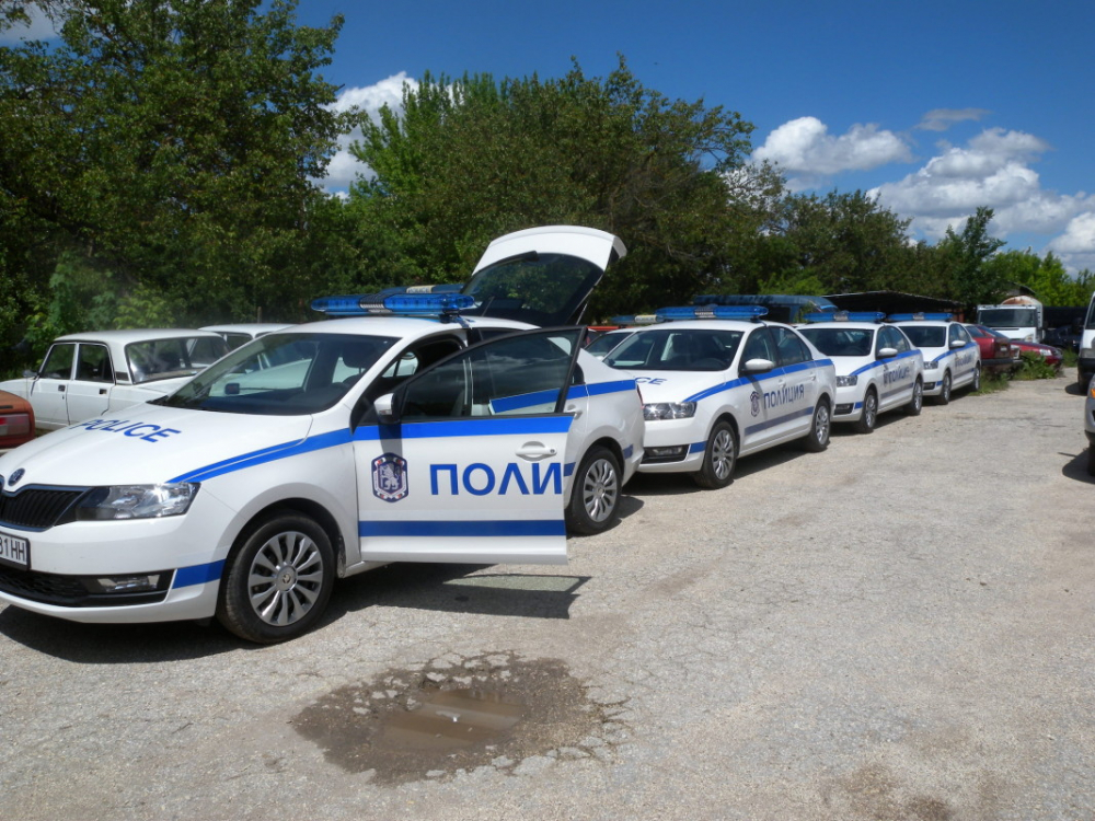 Екшън в Пловдив: Свистят сирени, летят патрулки 
