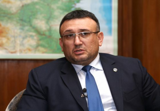 Министър Маринов съобщи горещи новини