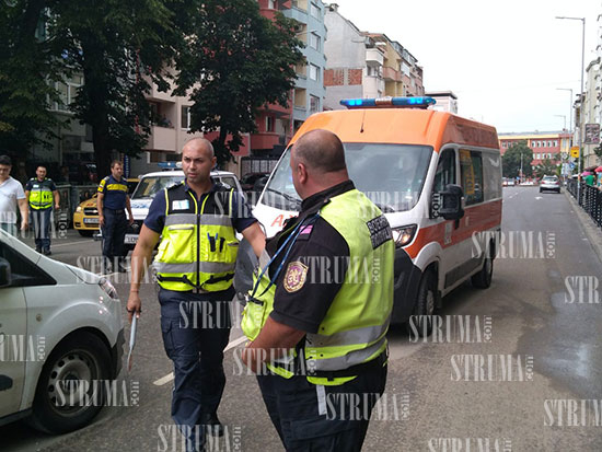 Блъснаха жена на "булеварда на смъртта" в Благоевград (СНИМКИ/ВИДЕО)