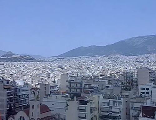 Извънредно в БЛИЦ! Българи за ужаса в Гърция: Чу се бучене, лампите още се люлеят!
