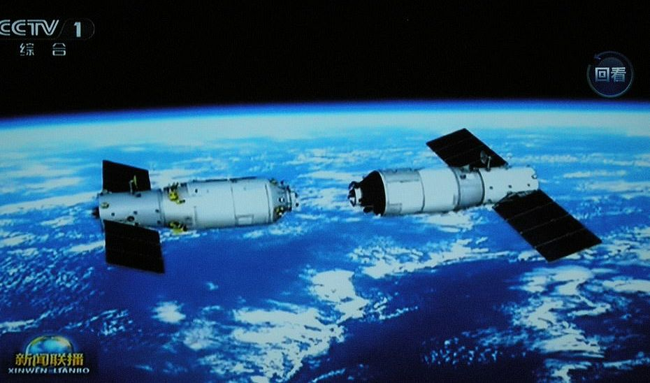 Китайски космически апарат пада с бясна скорост към земята, всеки момент ще…