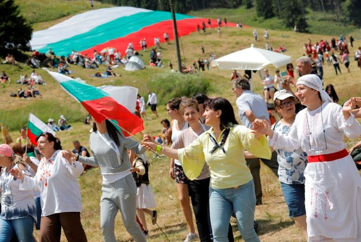 Караянчева: Българският дух е жив