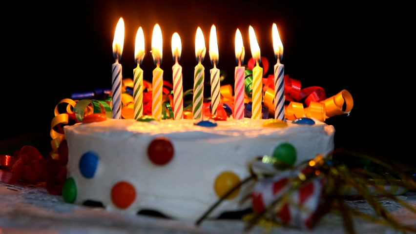 Ето защо на рождените ни дни има торта и свещички 