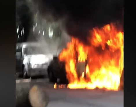 Огнен ад в столичен квартал заради човешка глупост СНИМКИ