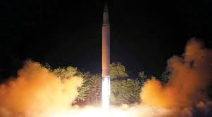 Северна Корея е изстреляла две ракети
