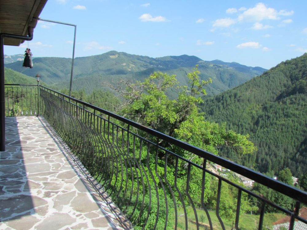 Чуждите туристи налазват нови дестинации в България