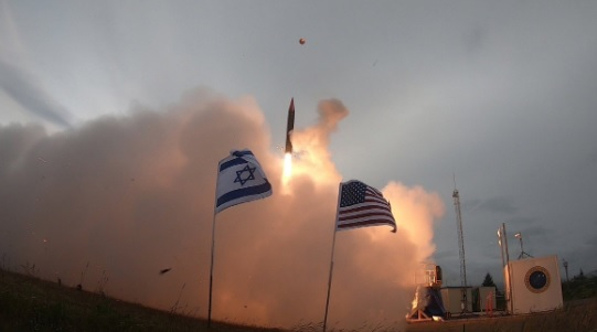 САЩ и Израел успешно тестваха нов вид противоракетен комплекс в Аляска ВИДЕО