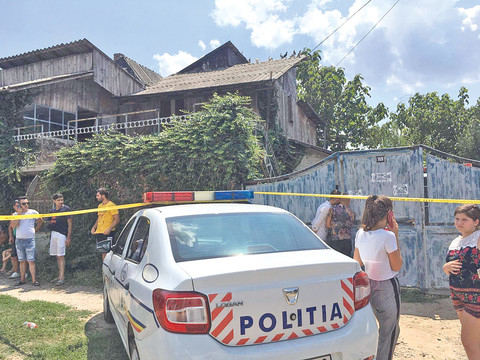 Падат глави заради зверското убийство на двете момичета в Румъния СНИМКИ