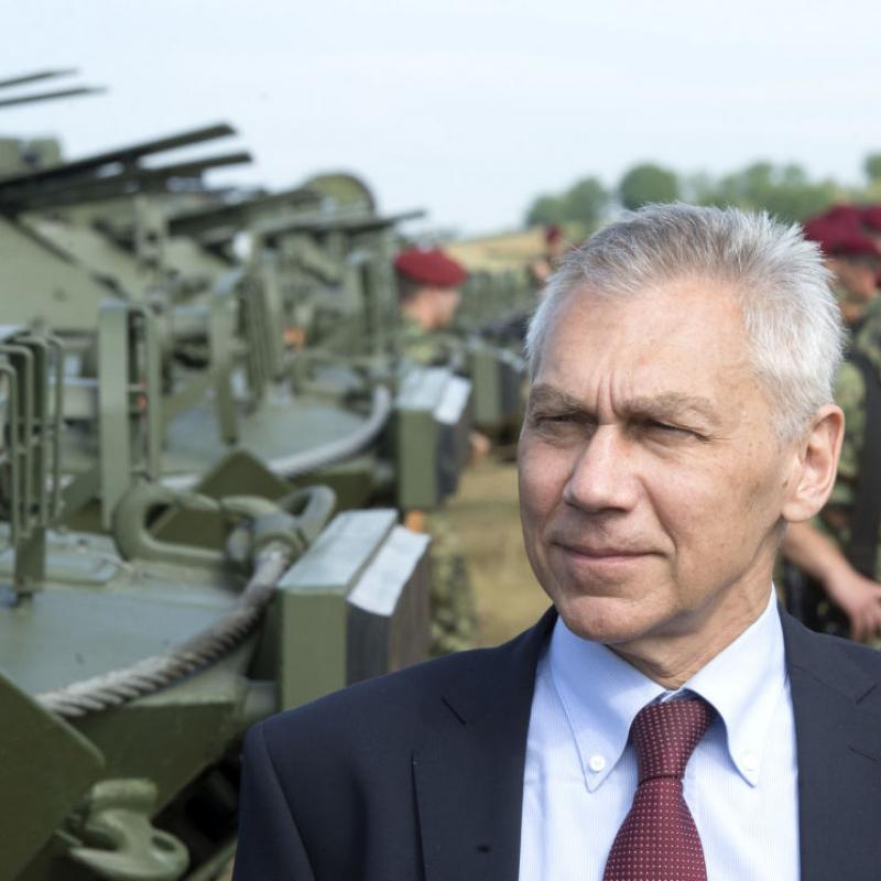 Сърбия показа нови бойни машини, получени от Русия