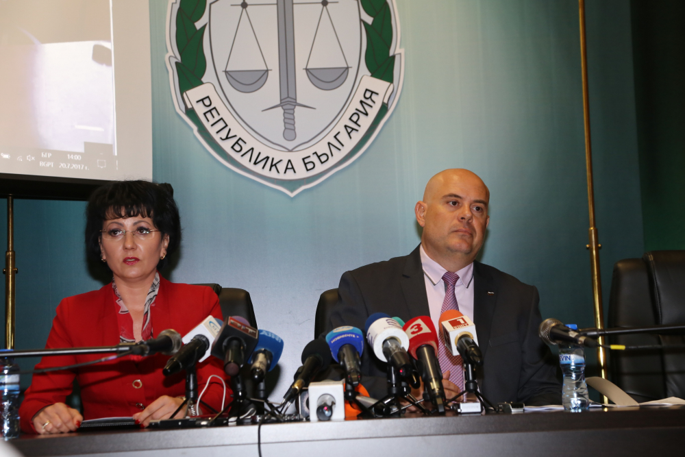 Пълна подкрепа за позицията на Асоциацията на прокурорите в България изрази с декларация и Окръжната прокуратура в Шумен
