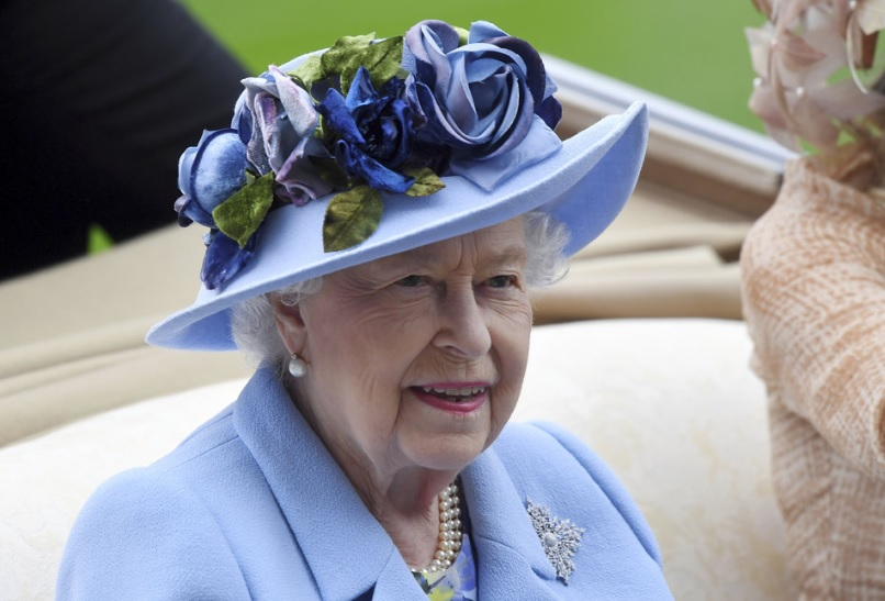 Служител в Бъкингамския дворец издаде безсмъртна ли е кралица Елизабет II