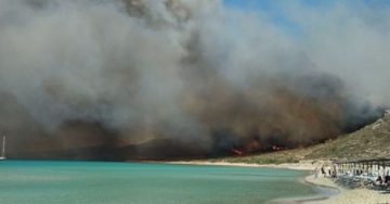 Апокалипсисът на остров Елафонисос се разраства, евакуират хора! Зловещи КАДРИ
