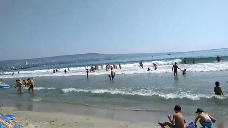 Кошмарен инцидент с малко момче на плажа край Аспарухово