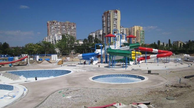 Как изглежда аквапаркът на пъпа на София СНИМКИ 